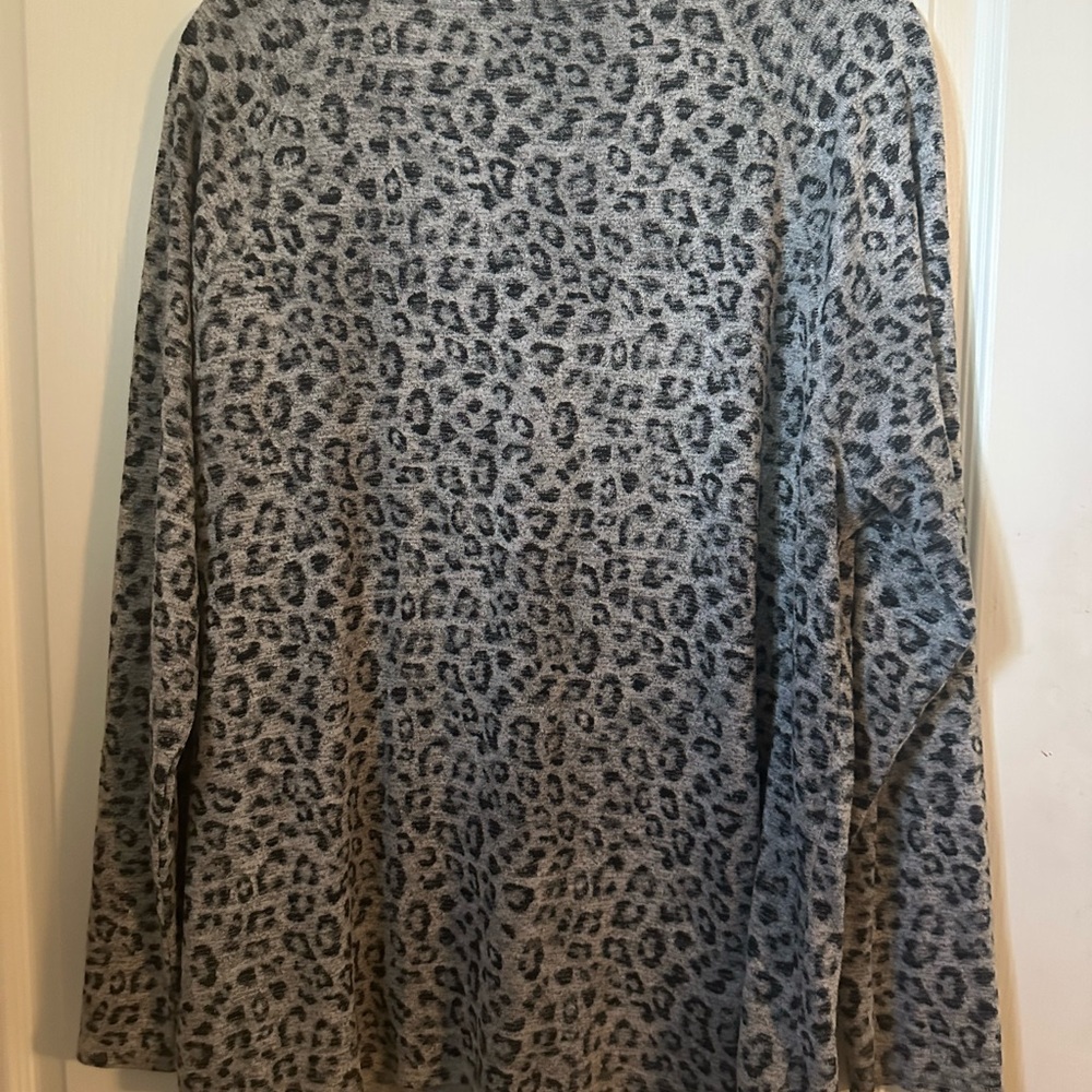 Chico's Gray and Black Leopard Print Long Sleeve Top - Picture 3 of 3